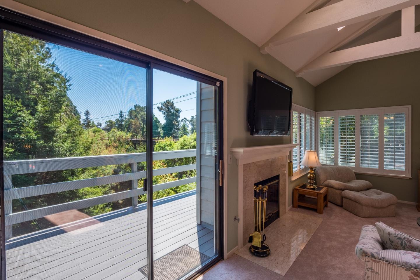277 Dry Creek Road Aptos, CA 95003 - Photo 7 of 37 Gallery Image 7