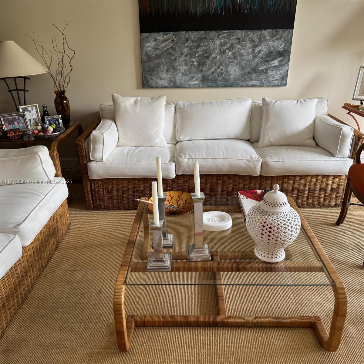 550 Ocean Drive, Unit 3C Key Biscayne, FL 33149 - Photo 2 of 10