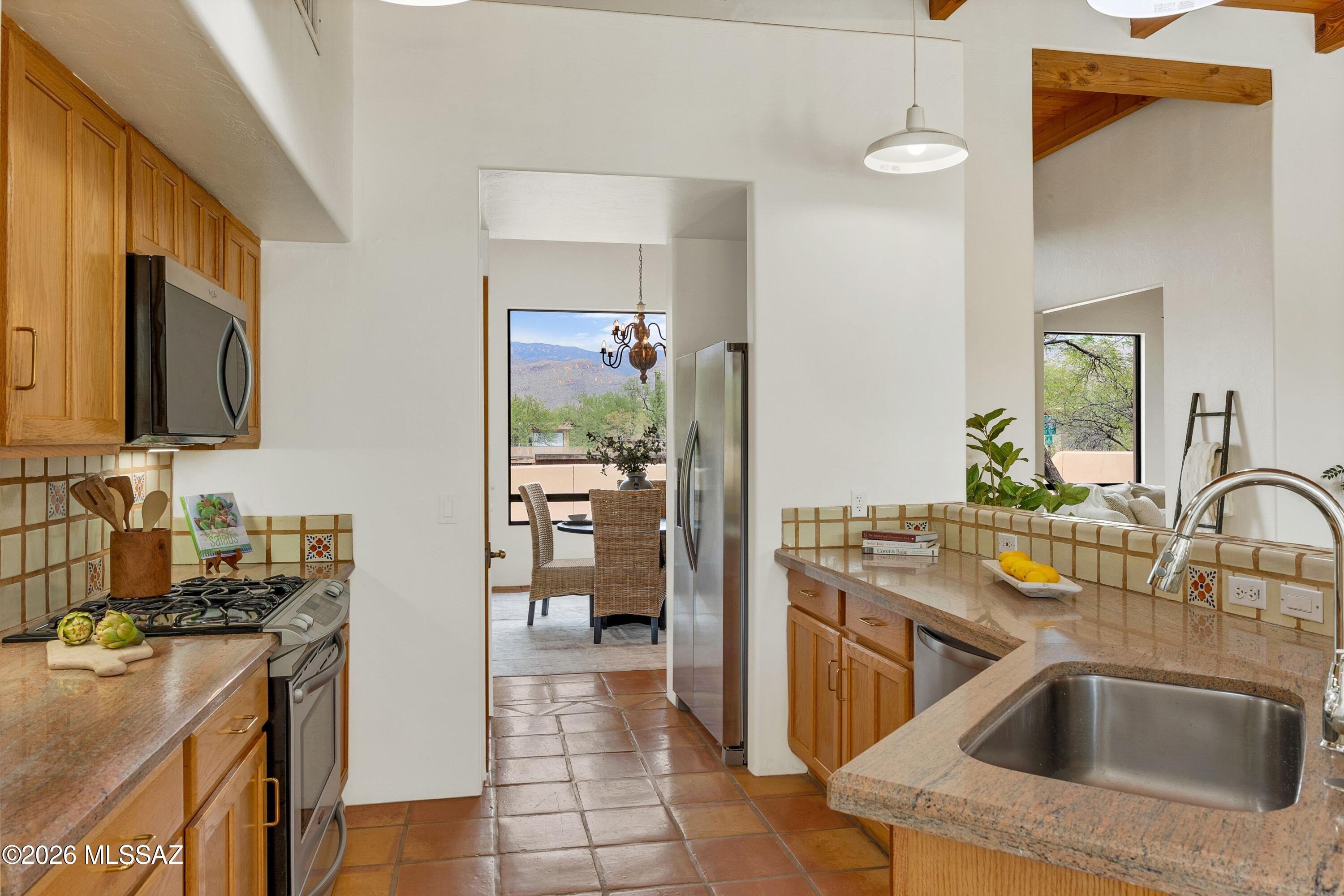 9060 East Indian Bend Road Tucson, AZ 85749 - Photo 6 of 48 Gallery Image 6