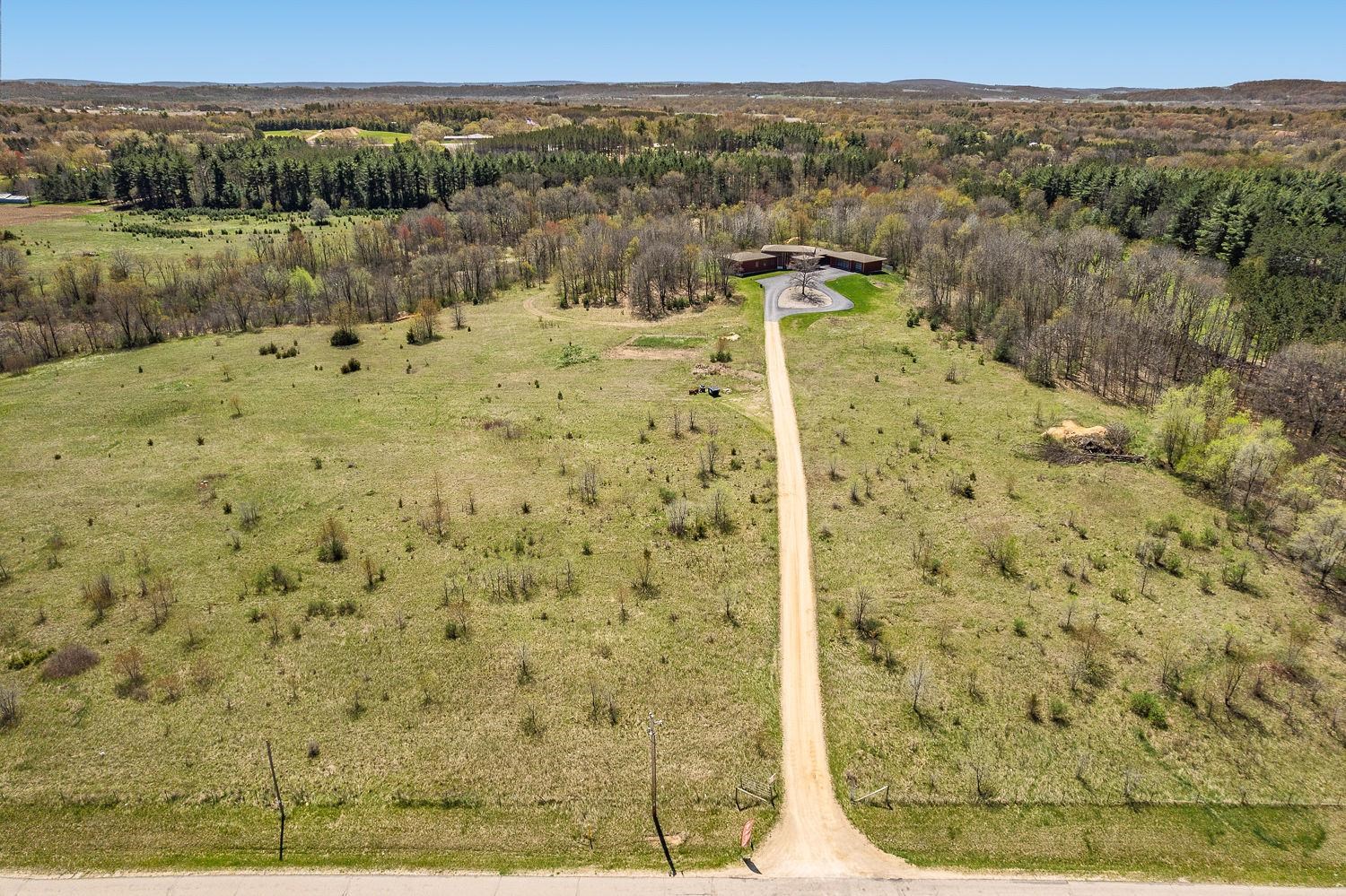 E7521 North Reedsburg Road Reedsburg, WI 53959 - Photo 65 of 84