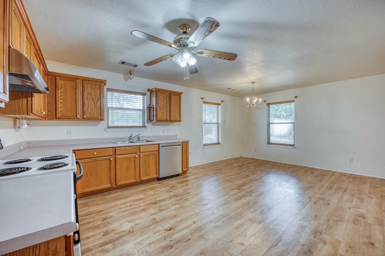 2224 Ridgeview Drive Kingsland, TX 78639 - Photo 11 of 34 Gallery Image 11