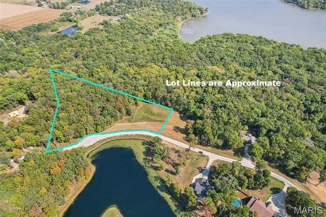 $90,000 | 101 Weeks Lane, Litchfield, IL 62056