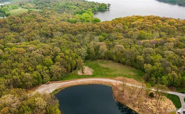 $90,000 | 101 Weeks Lane, Litchfield, IL 62056