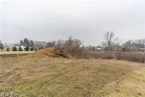 $95,000 | 142 Relentless Way, Hartville, OH 44632