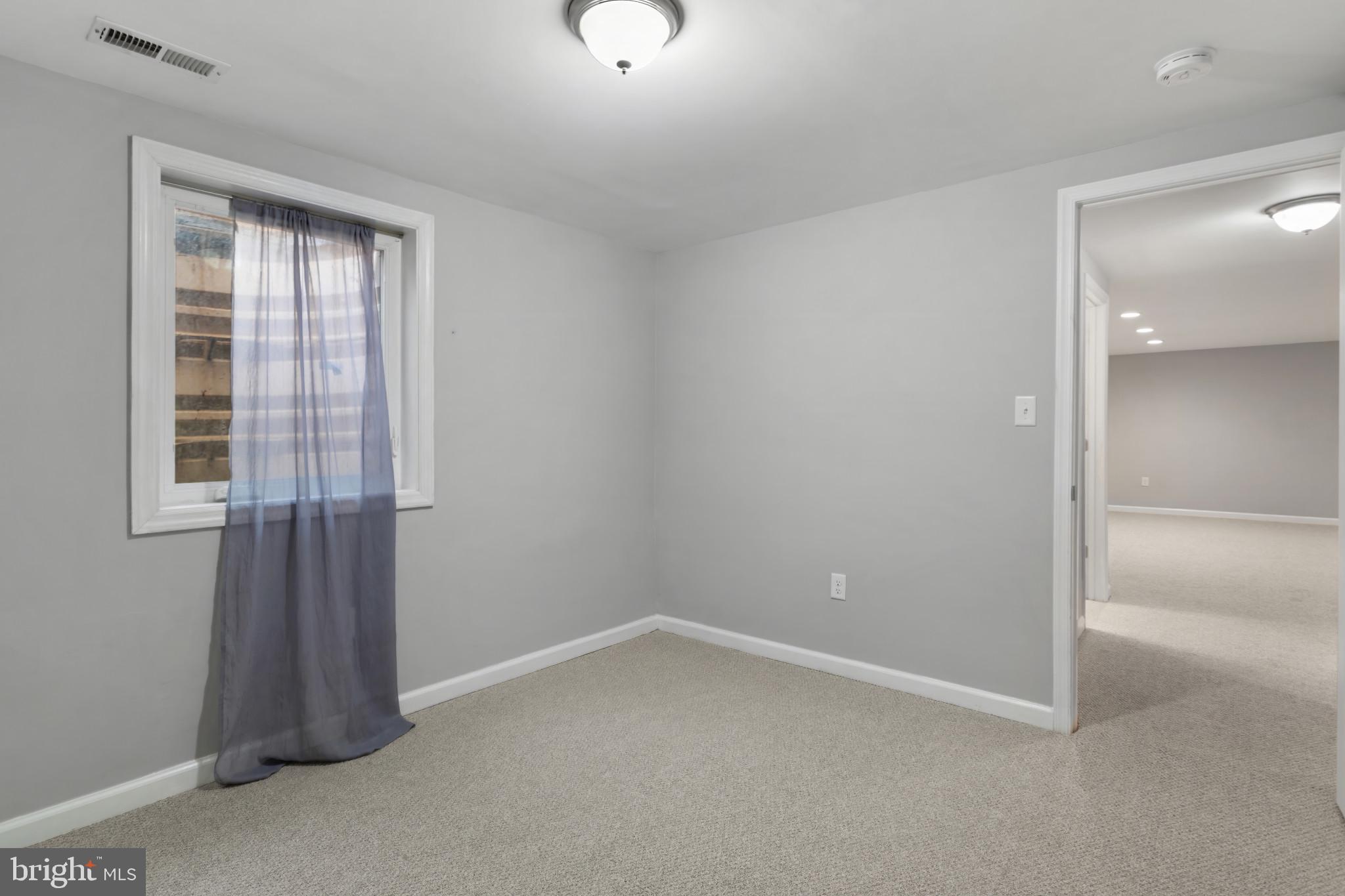 3218 Brethren Church Road Myersville, MD 21773 - Photo 23 of 30 an empty room with windows