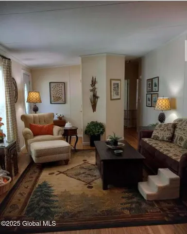 $287,000 | 8 South 40th Road, Hadley, NY 12835