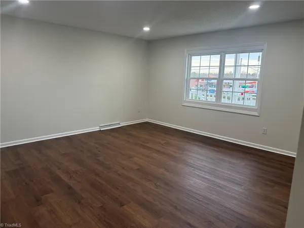 $1,800 | 4501 Thomasville Road, Winston-Salem, NC 27107