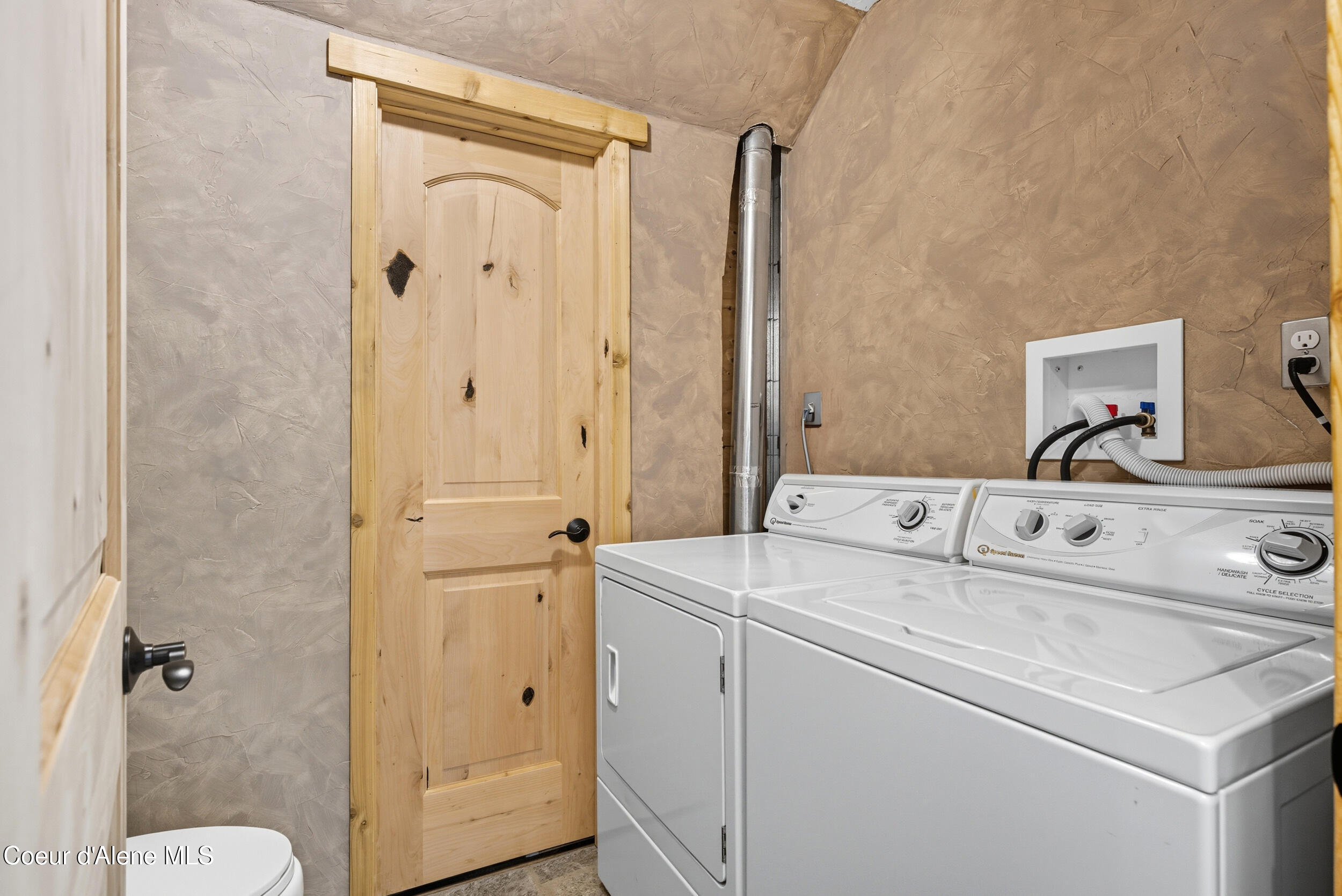 Lot 2 Country Meadows Sandpoint, ID 83864 - Photo 29 of 67 laundry