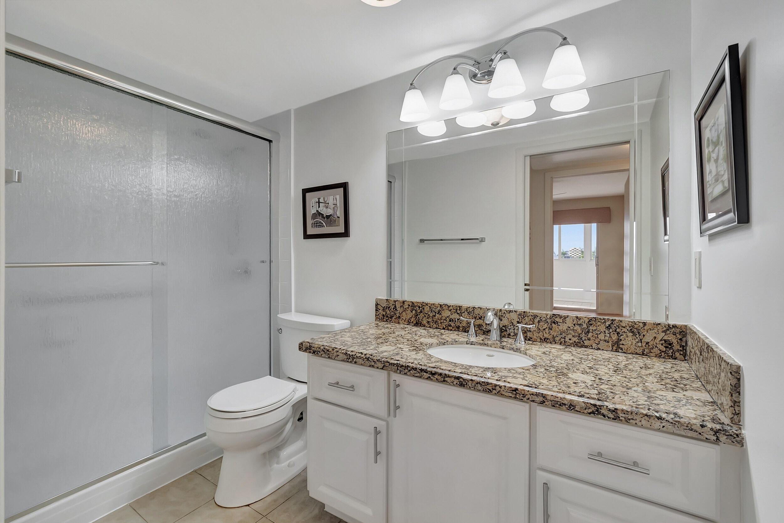 4054 Lincoln C Boca Raton, FL 33434 - Photo 15 of 67 Primary Renovated Bath