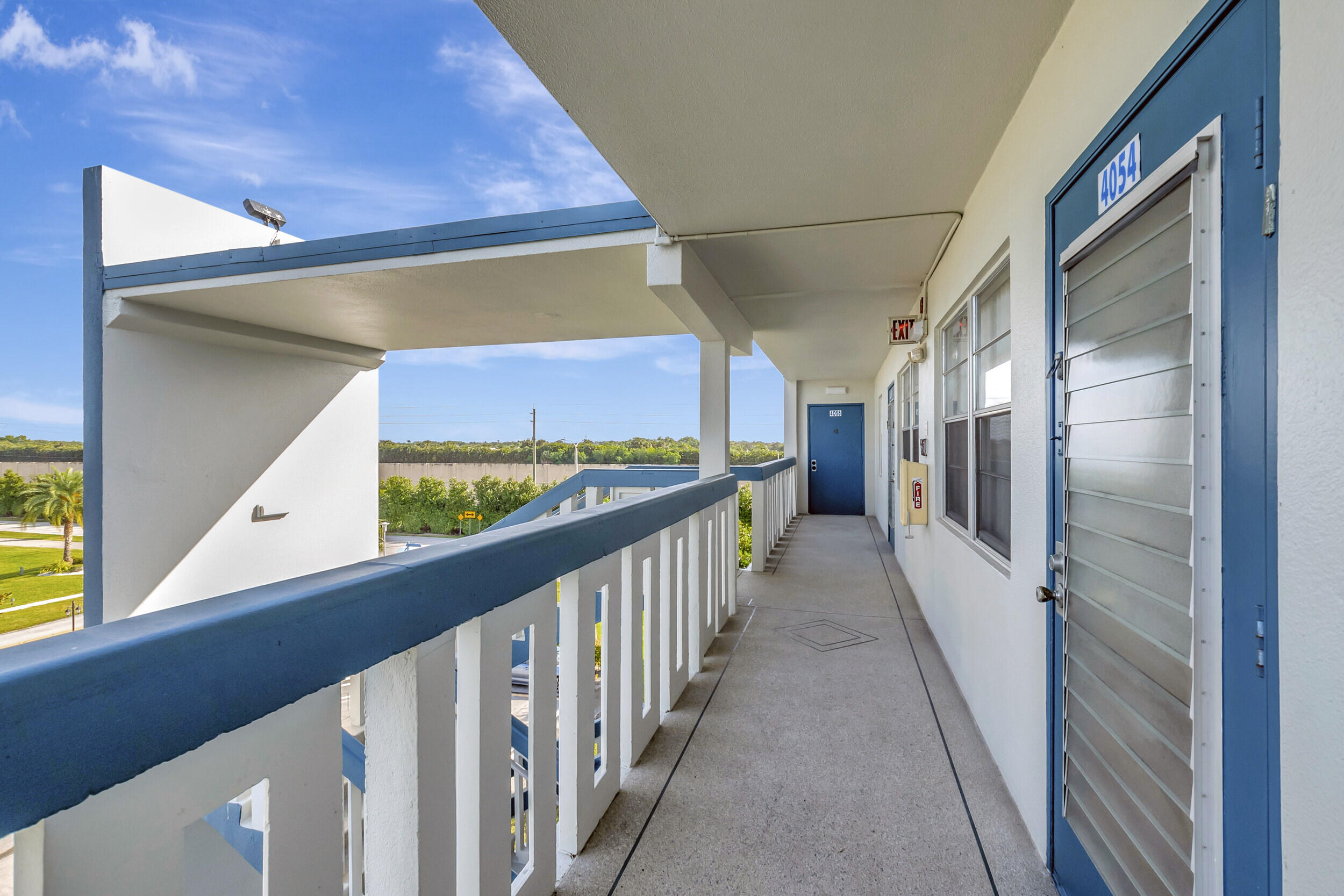 4054 Lincoln C Boca Raton, FL 33434 - Photo 4 of 67 Catwalk