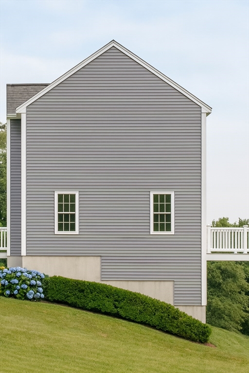 308 Charge Pond Road Wareham, MA 02571 - Photo 3 of 12 Gallery Image 3