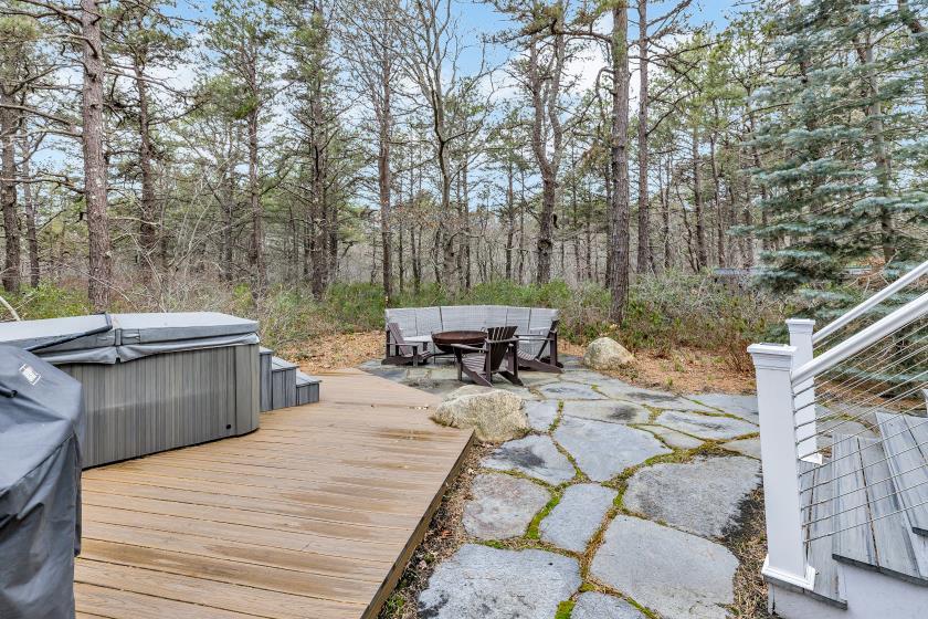 304 Red Brook Road Mashpee, MA 02649 - Photo 10 of 59 IMG_1364