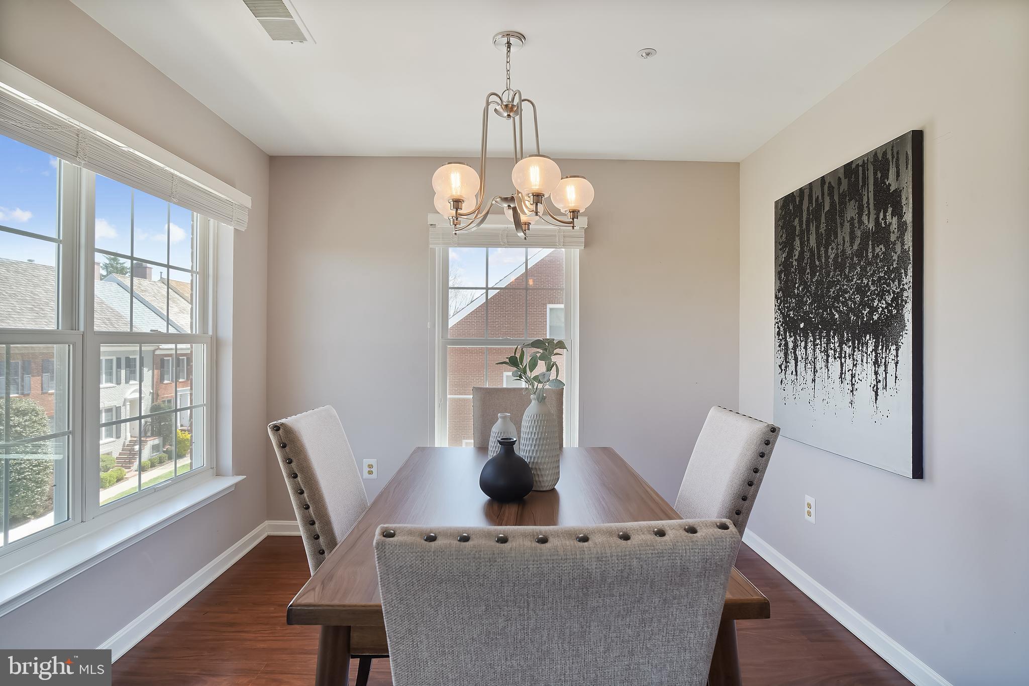 415 Ridgepoint Place, Unit 41534 Gaithersburg, MD 20878 - Photo 9 of 44 Dining room w/lots of natural light