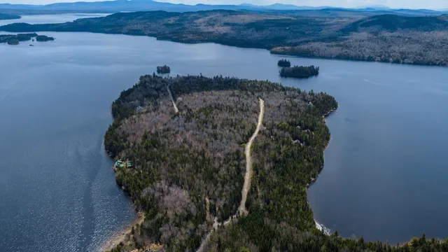 $1,250,000 | 0 Pleasant Island Road, Oquossoc, ME 04964