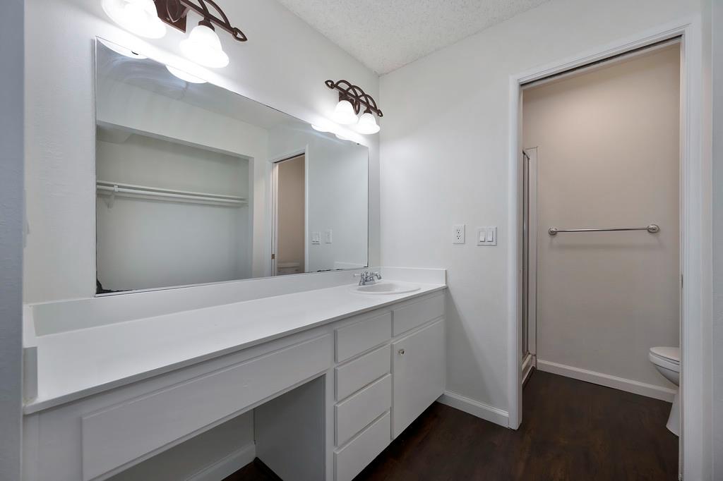 5908 Casa Alegre Carmichael, CA 95608 - Photo 22 of 38