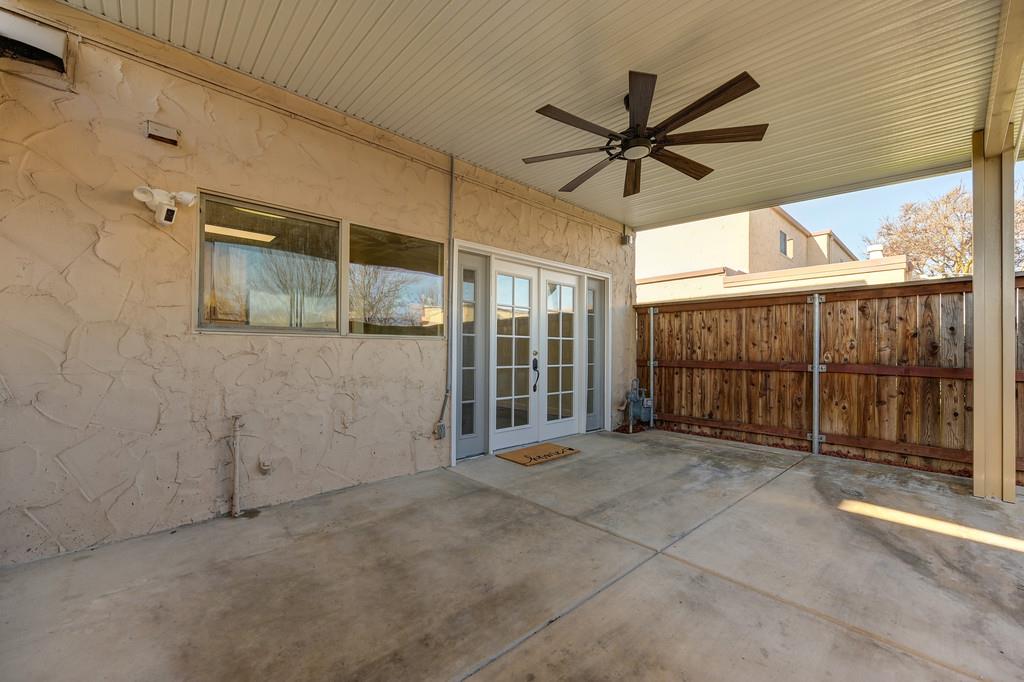 5908 Casa Alegre Carmichael, CA 95608 - Photo 29 of 38