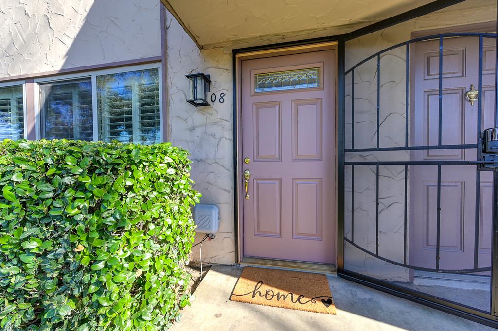 5908 Casa Alegre Carmichael, CA 95608 - Photo 34 of 38