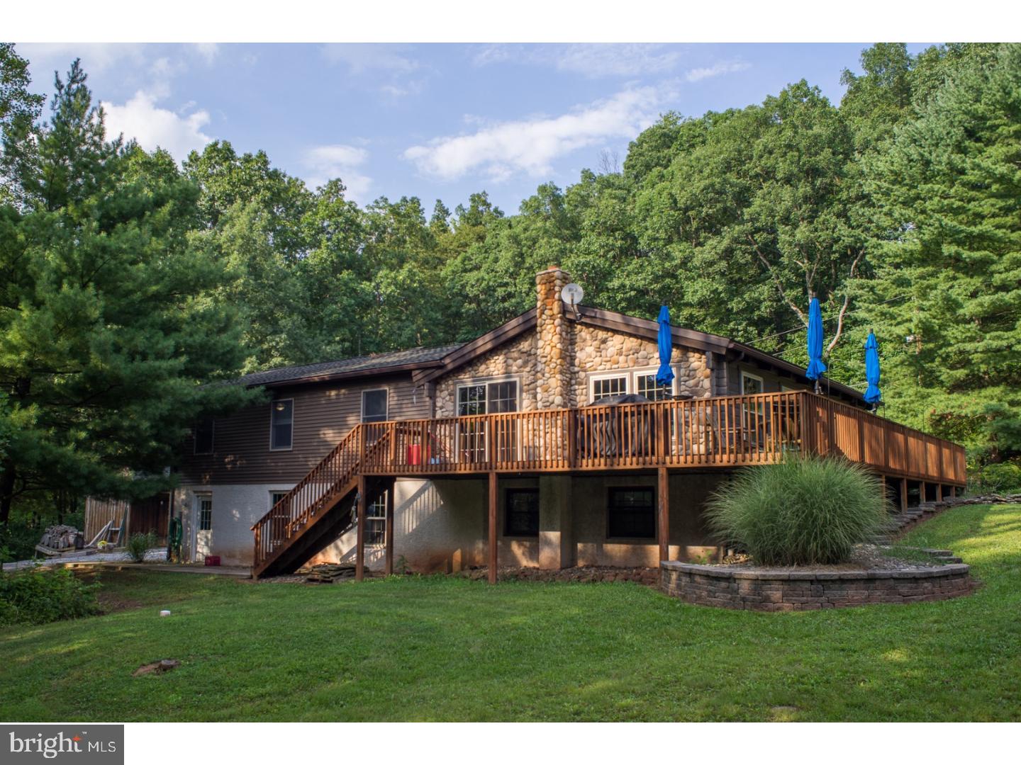 320 Mountz Road Morgantown, PA 19543 - Photo 3 of 25 Gallery Image 3