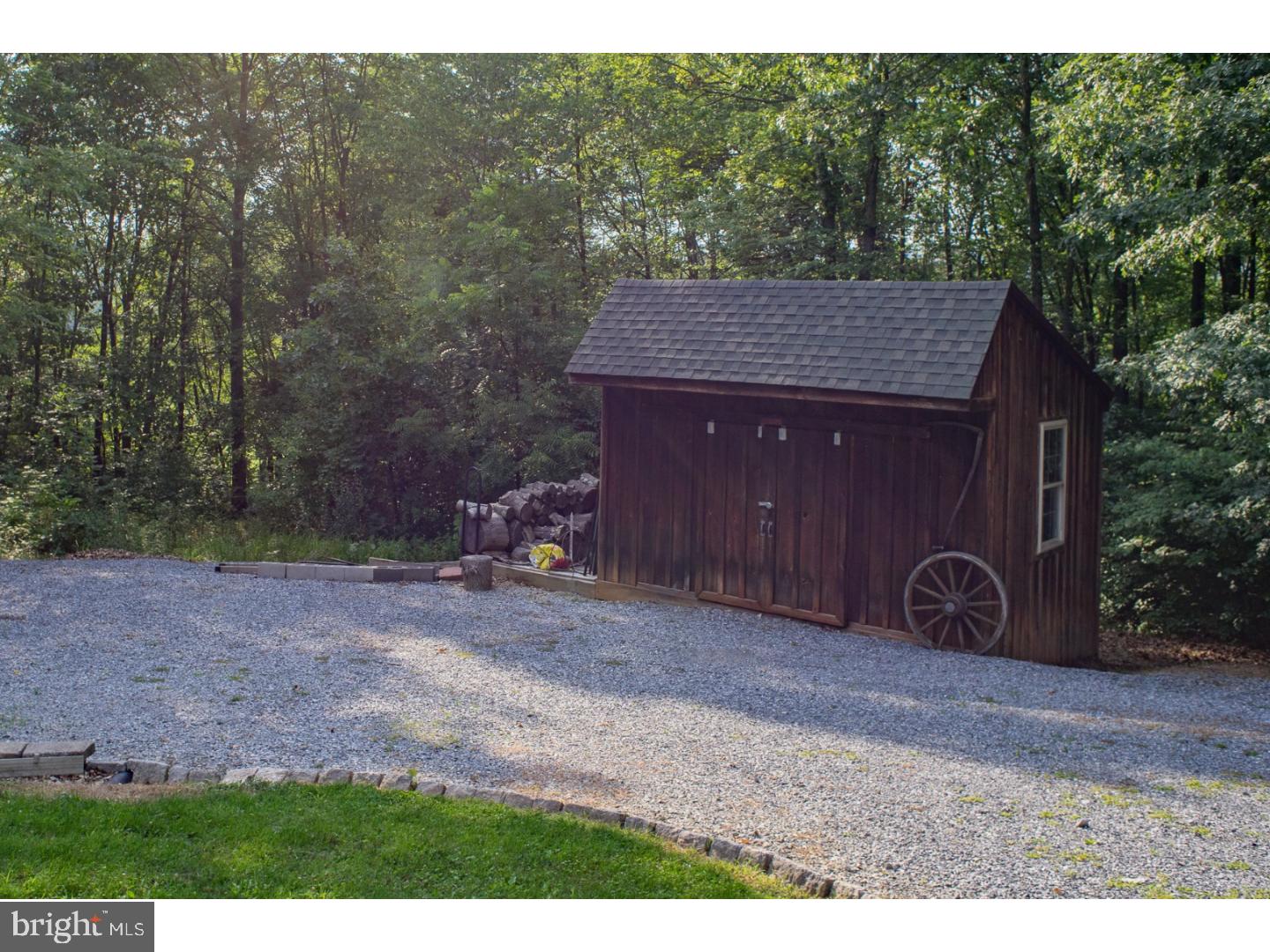 320 Mountz Road Morgantown, PA 19543 - Photo 5 of 25 Gallery Image 5