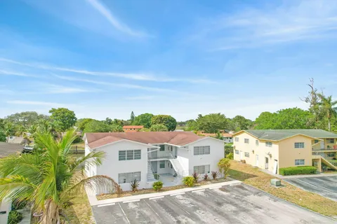 $1,125,000 | 461 Sunshine Drive, Unit 16, Coconut Creek, FL 33066
