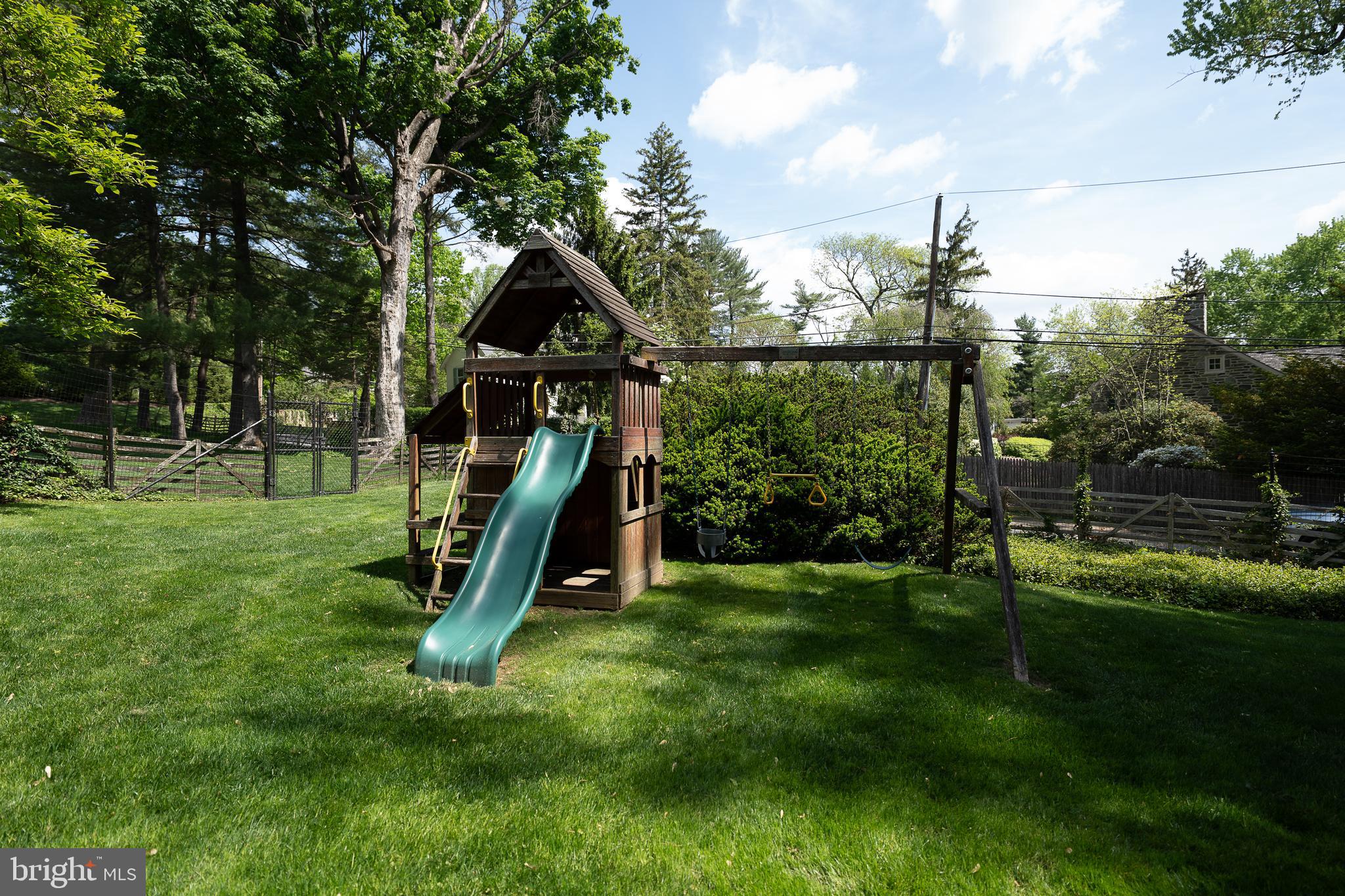 345 Fishers Road Bryn Mawr, PA 19010 - Photo 28 of 34