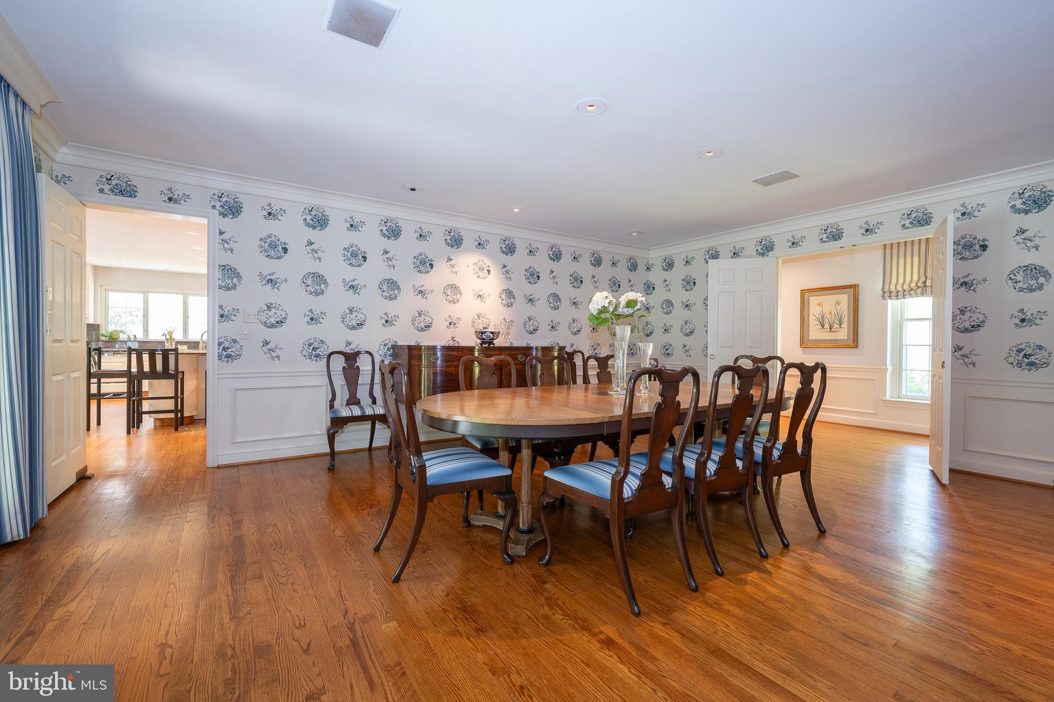 345 Fishers Road Bryn Mawr, PA 19010 - Photo 6 of 34