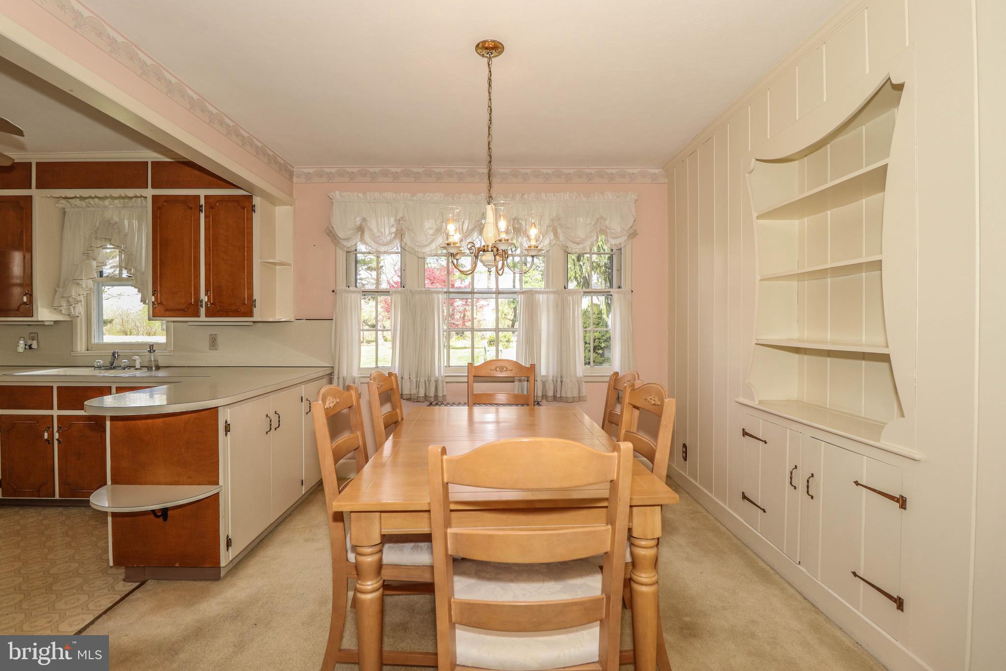158 West Upper Ferry Road Ewing, NJ 08628 - Photo 12 of 41 Breakfast Room