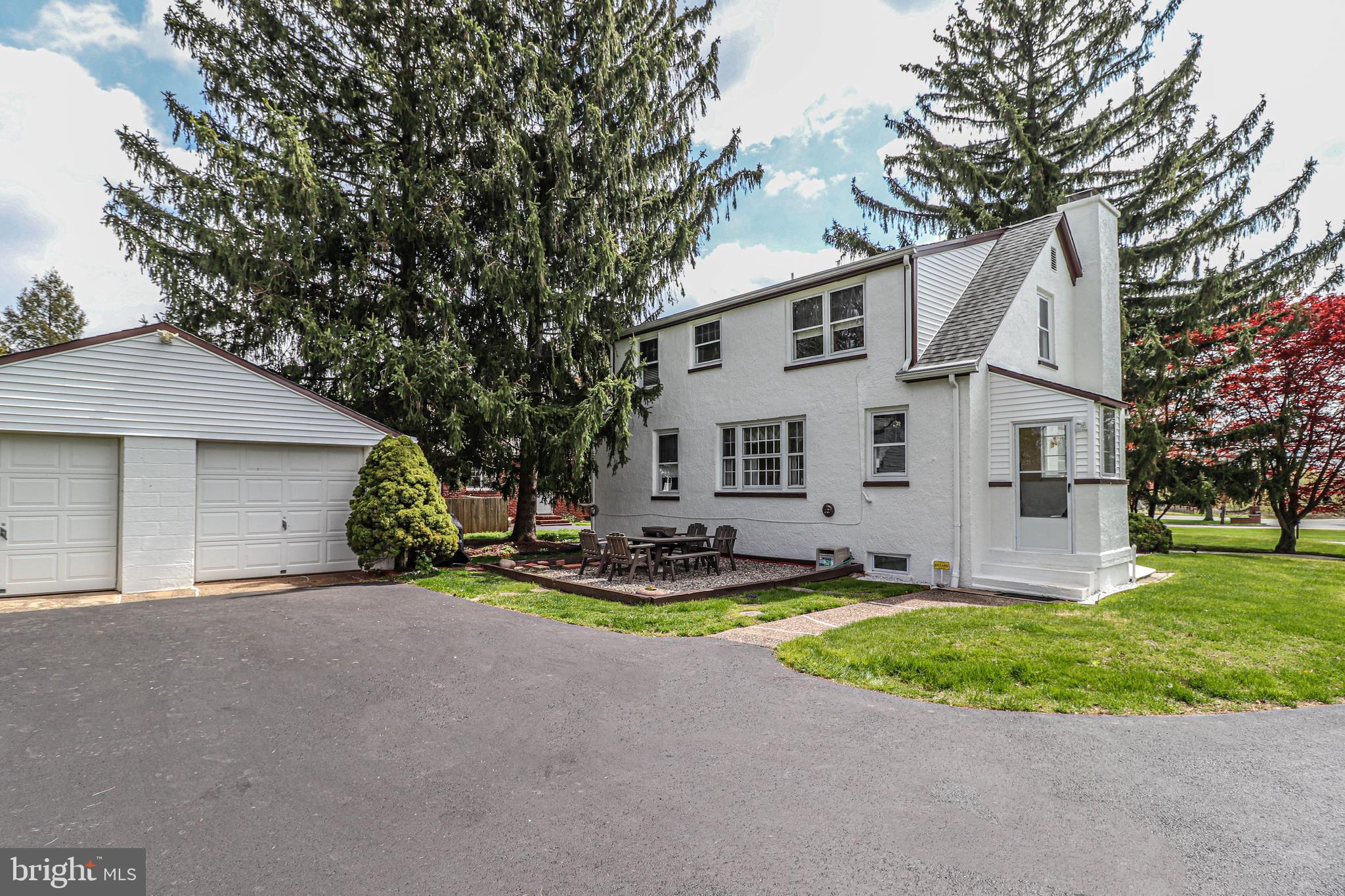 158 West Upper Ferry Road Ewing, NJ 08628 - Photo 35 of 41 Back yard view