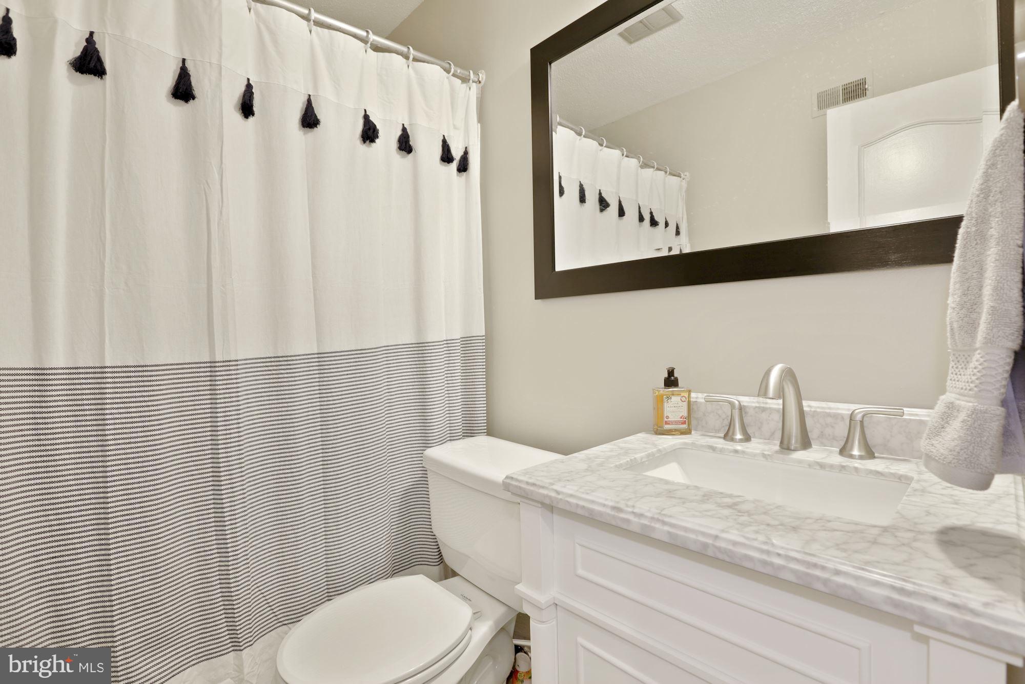 50 Oak Shade Road Gaithersburg, MD 20878 - Photo 21 of 34 Full bath