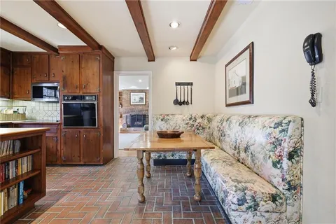 $550,000 | 6900 Castleton Drive Northwest, Atlanta, GA 30328