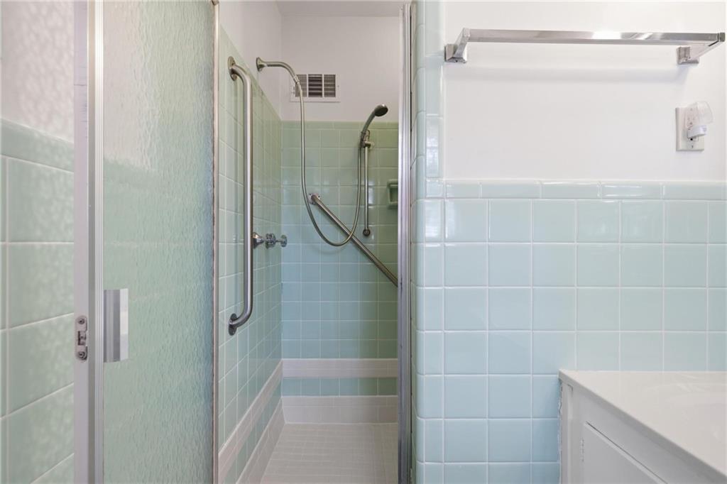 6900 Castleton Drive Northwest Atlanta, GA 30328 - Photo 29 of 42