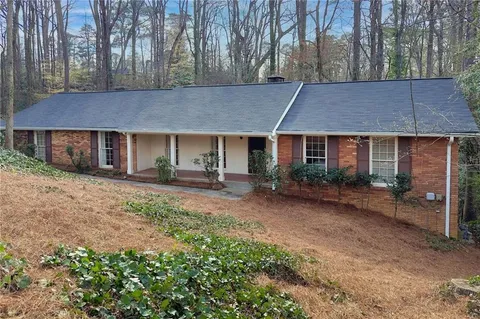 $550,000 | 6900 Castleton Drive Northwest, Atlanta, GA 30328