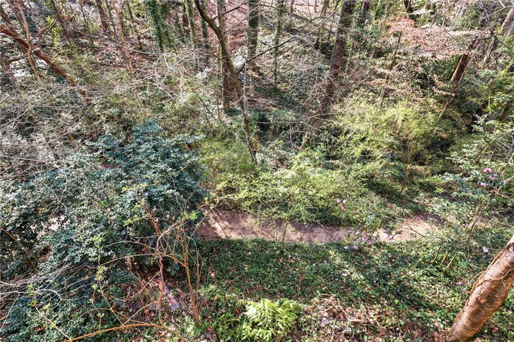 6900 Castleton Drive Northwest Atlanta, GA 30328 - Photo 36 of 42