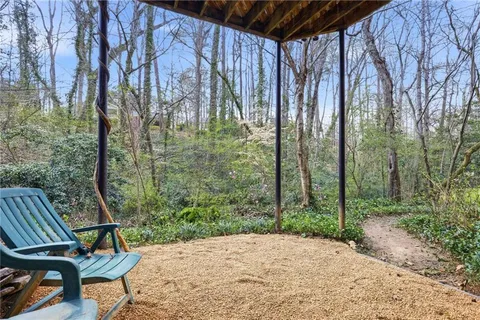 $550,000 | 6900 Castleton Drive Northwest, Atlanta, GA 30328
