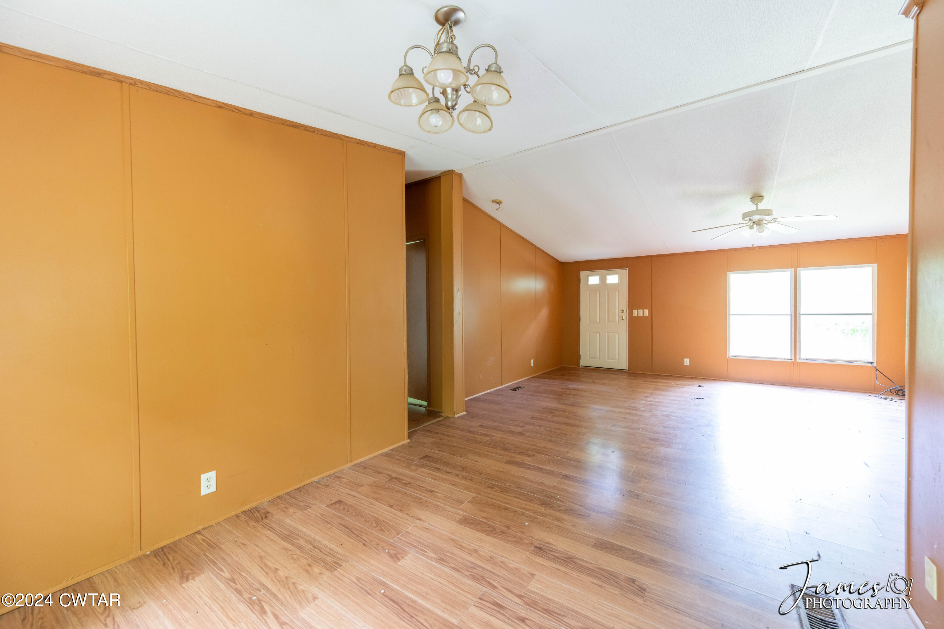 131 Butterscotch Road Lexington, TN 38351 - Photo 4 of 17 DSC_5556