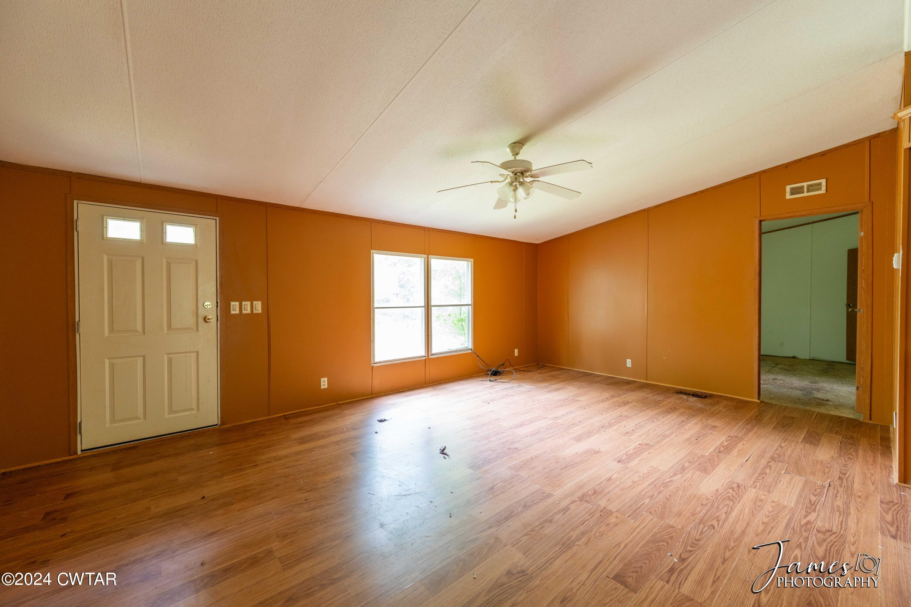 131 Butterscotch Road Lexington, TN 38351 - Photo 5 of 17 DSC_5558
