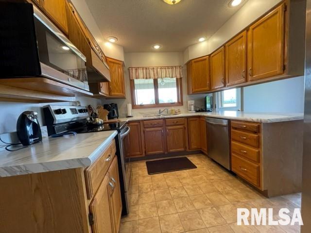 11499 North 950th Road Macomb, IL 61455 - Photo 8 of 35