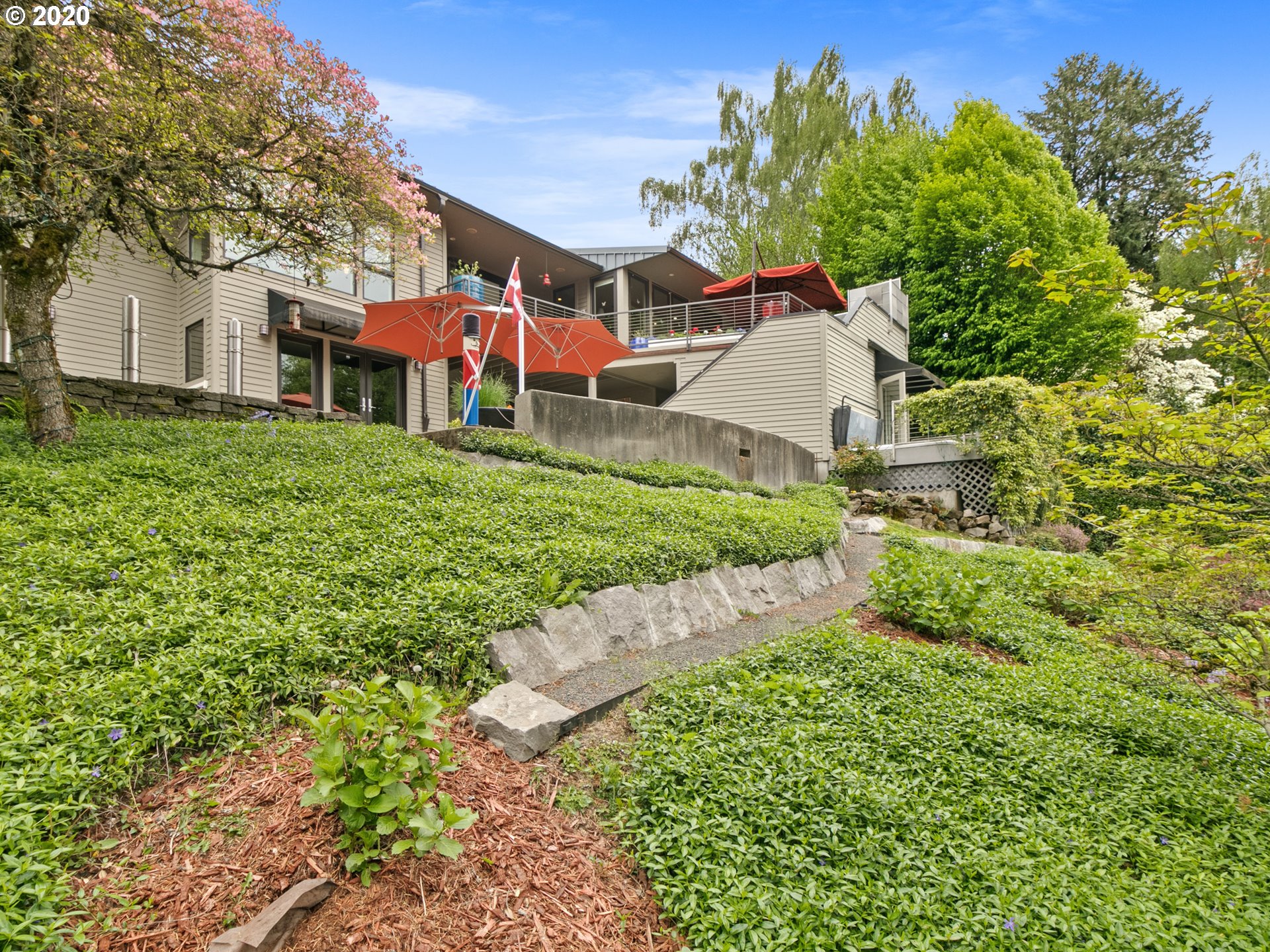 3240 Southwest Donner Way Portland, OR 97239 - Photo 23 of 31
