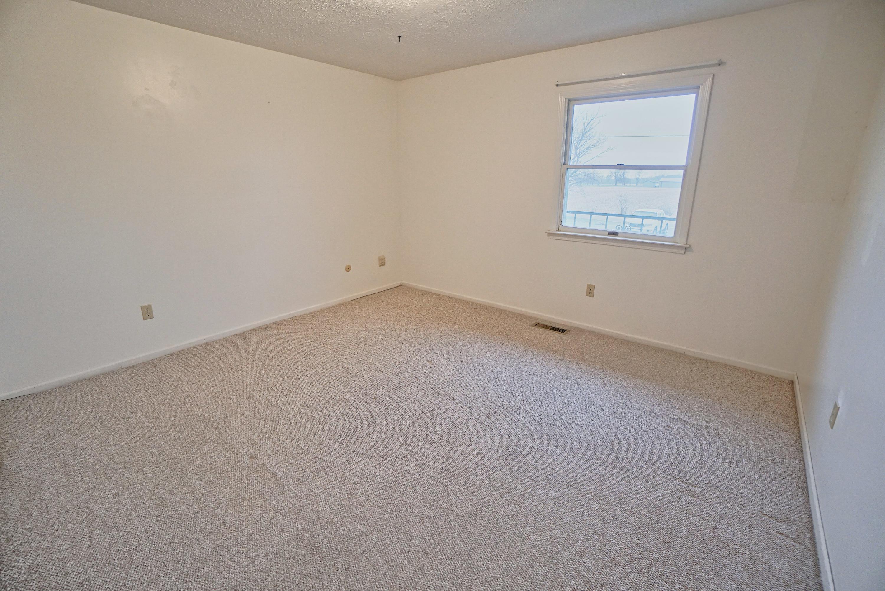 10582 Marquart Road New Carlisle, OH 45344 - Photo 14 of 54