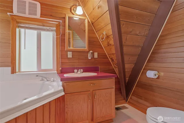 $400,000 | 41819 South Shore Drive, Concrete, WA 98237