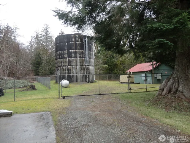 $400,000 | 41819 South Shore Drive, Concrete, WA 98237