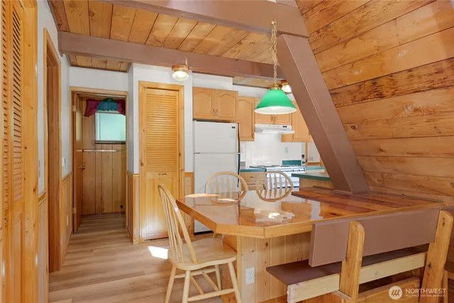 $400,000 | 41819 South Shore Drive, Concrete, WA 98237