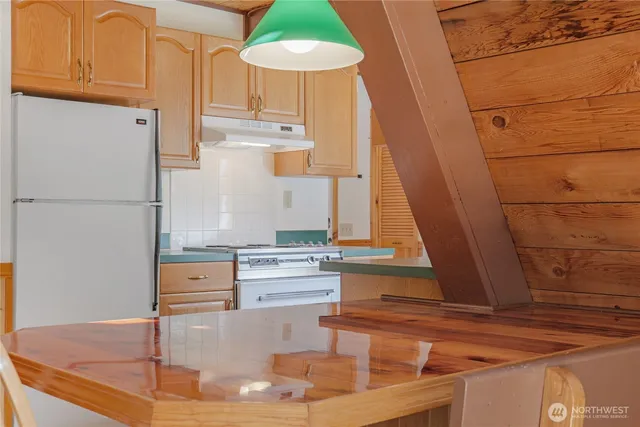 $400,000 | 41819 South Shore Drive, Concrete, WA 98237