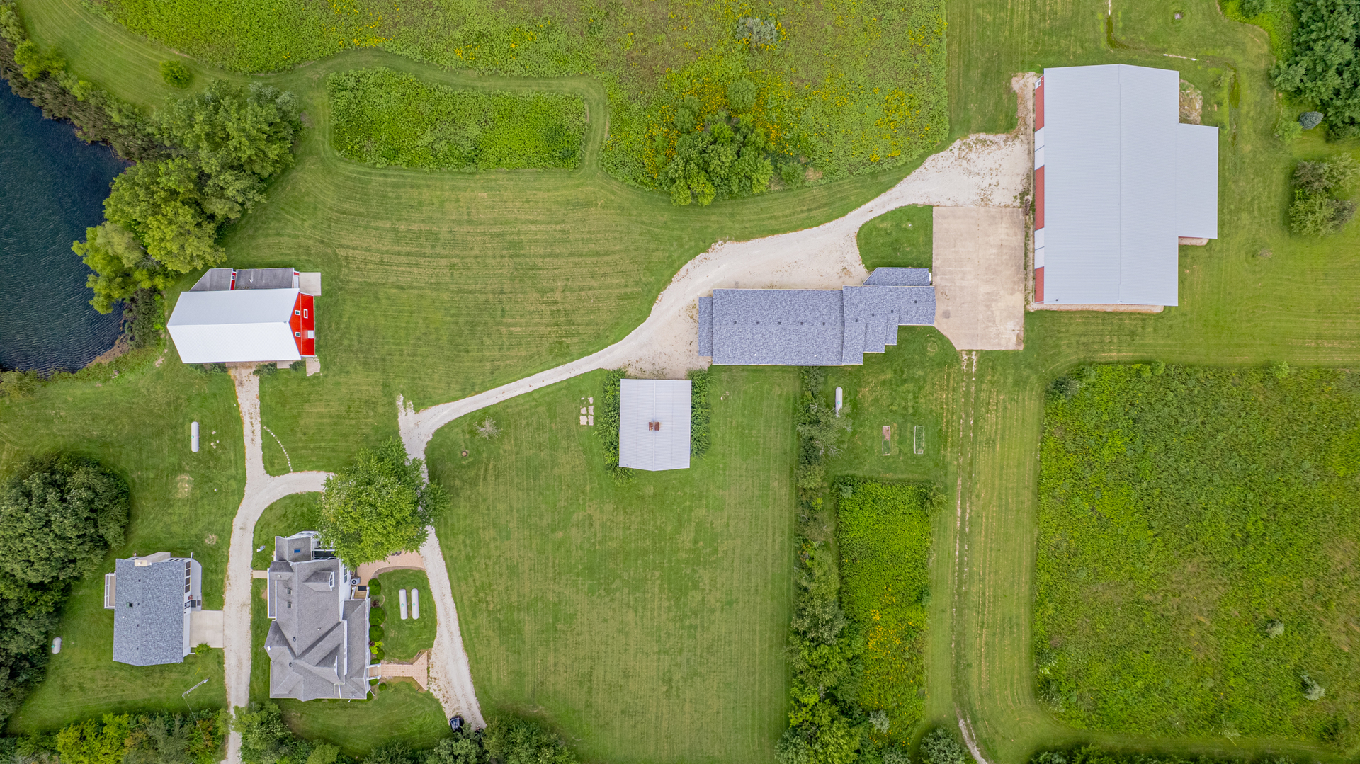 1340 East 2700 North Road Clifton, IL 60927 - Photo 3 of 80