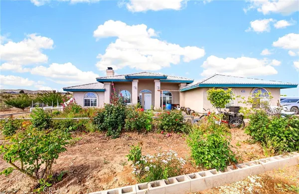 $750,000 | 5445 Snow Line Drive, Phelan, CA 92371