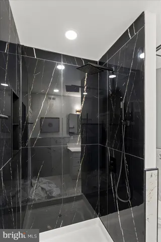 $459,000 | 7 York Court, Baltimore, MD 21218