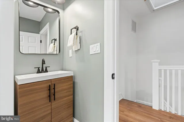 $459,000 | 7 York Court, Baltimore, MD 21218