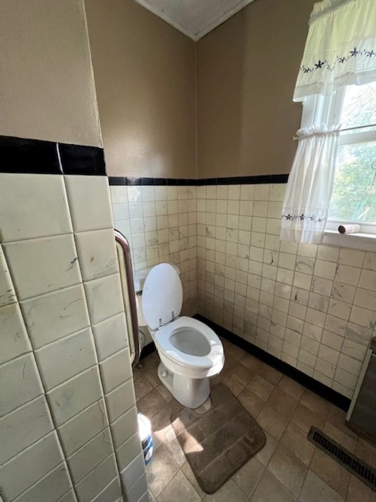 207 Main Street Fairwater, WI 53931 - Photo 12 of 32