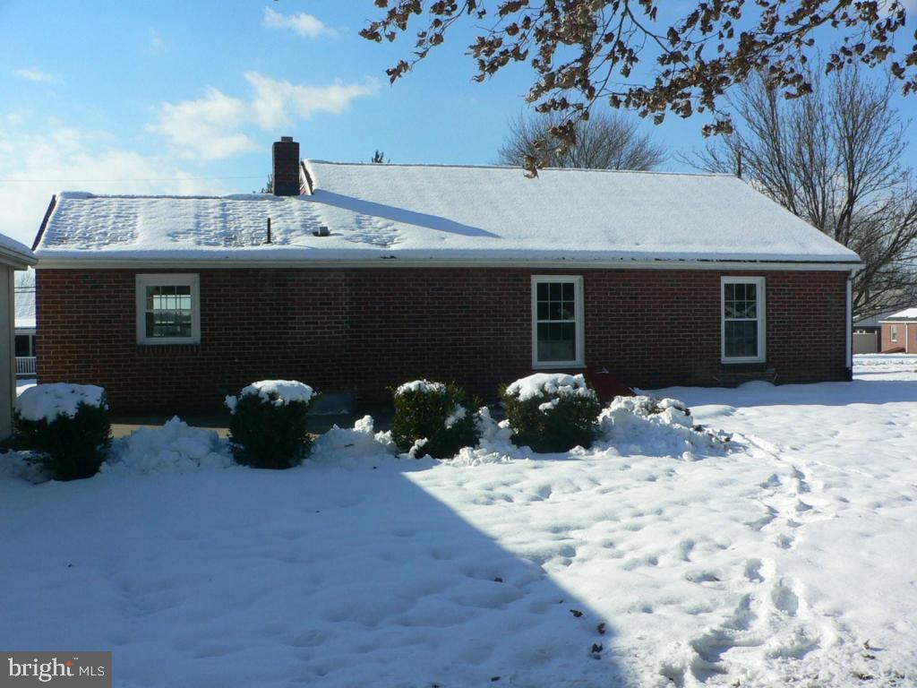 305 Dahlia Road Lancaster, PA 17602 - Photo 13 of 14 Gallery Image 13