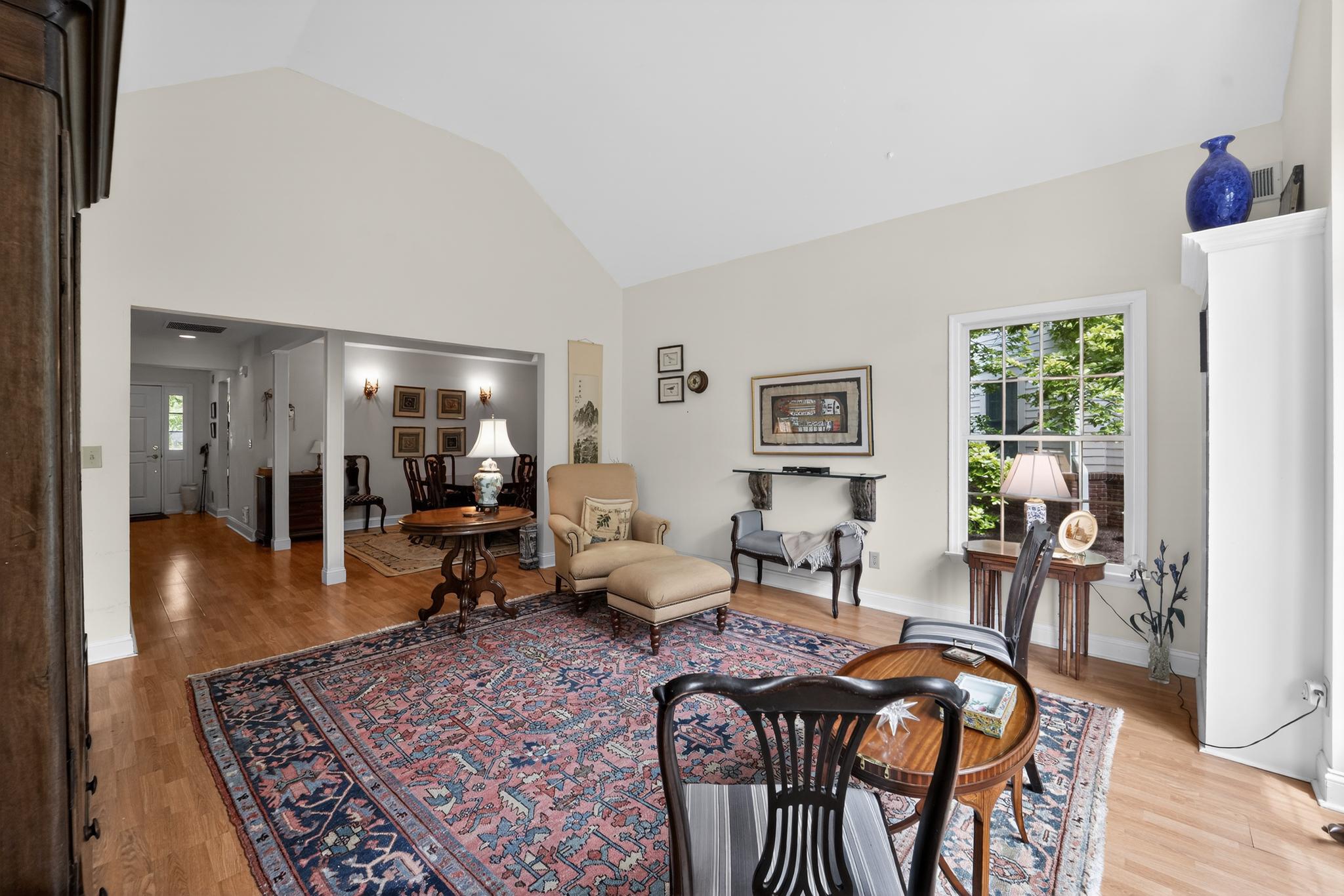 6 Hedge Row Road Princeton, NJ 08540 - Photo 9 of 32 Living Room